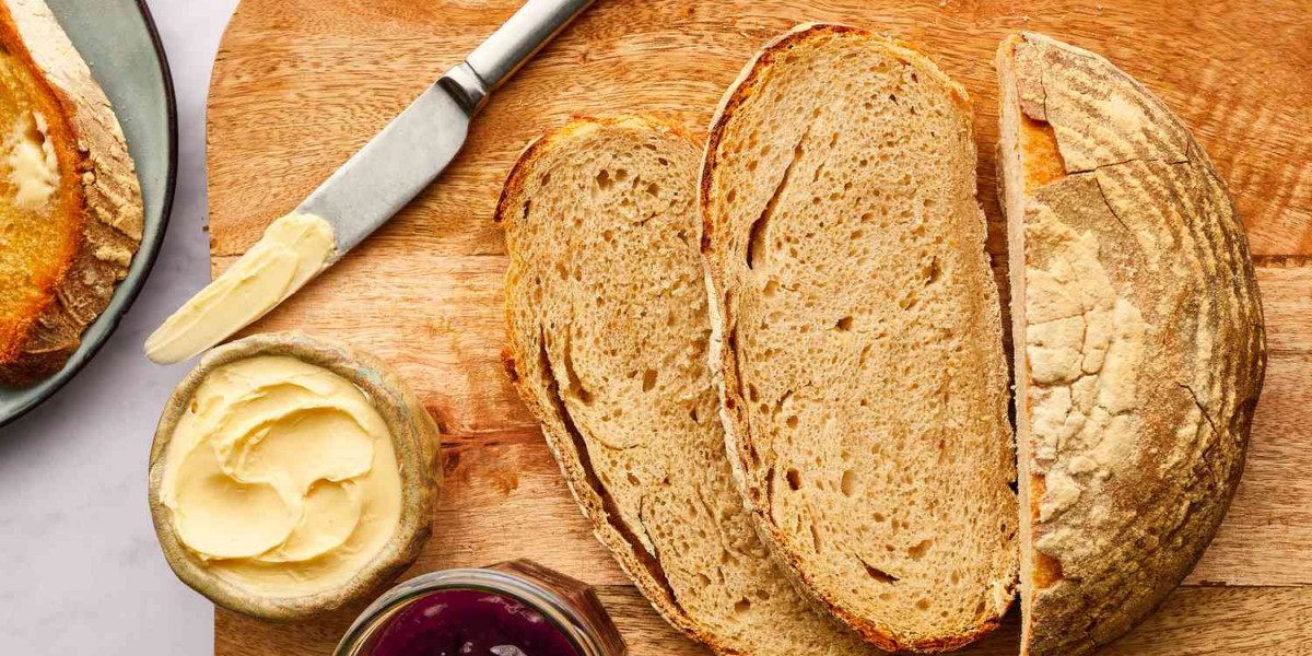 Sourdough Bread Market : Health-Conscious and Organic Shifts Drive the Market's Expanding Popularity