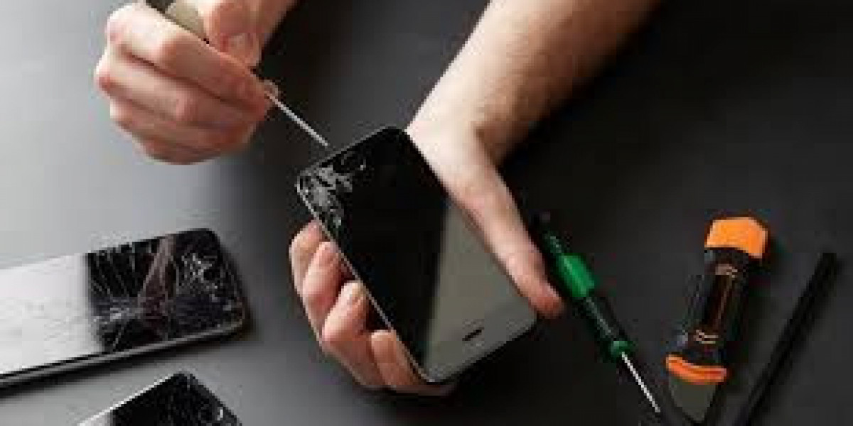 Smartphone repair services that come to your home