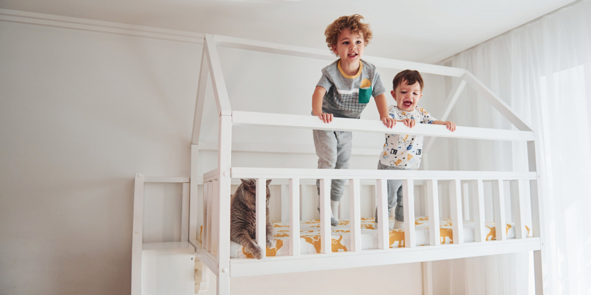 The 10 Scariest Things About Small Triple Bunk Bed