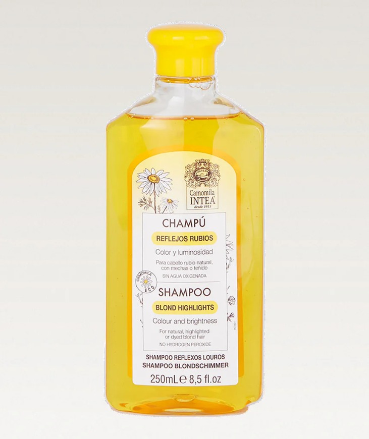Shampoo That Lightens Hair: The Secret Behind Every Soft Shine | Vipon
