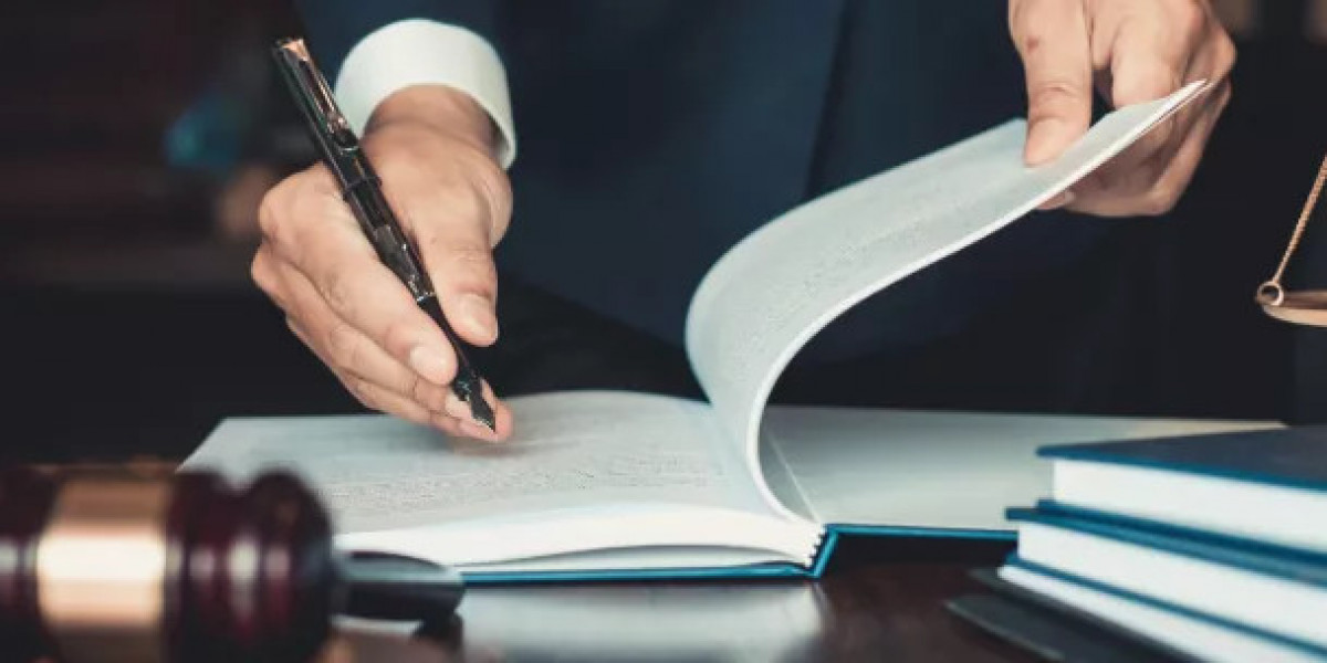 Buying Commercial Property? Legal Red Flags to Watch According to Mumbai’s Top Law Firms
